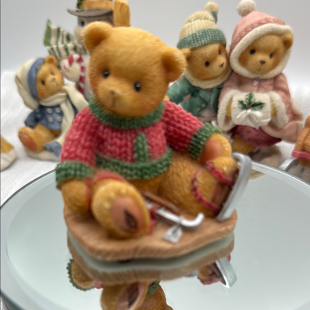 Cherished Teddies Jerome AVON EXCLUSIVE in Festive Attire putting on skates 1999